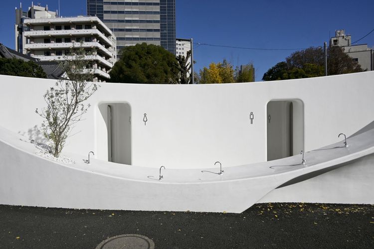 平山が仕事で立ち寄るデザイナーズトイレ