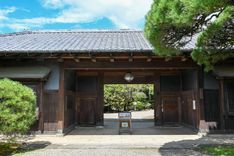 数子（戸田恵梨香）が接近する思想家・安永正隆の邸宅 — 遠山記念館